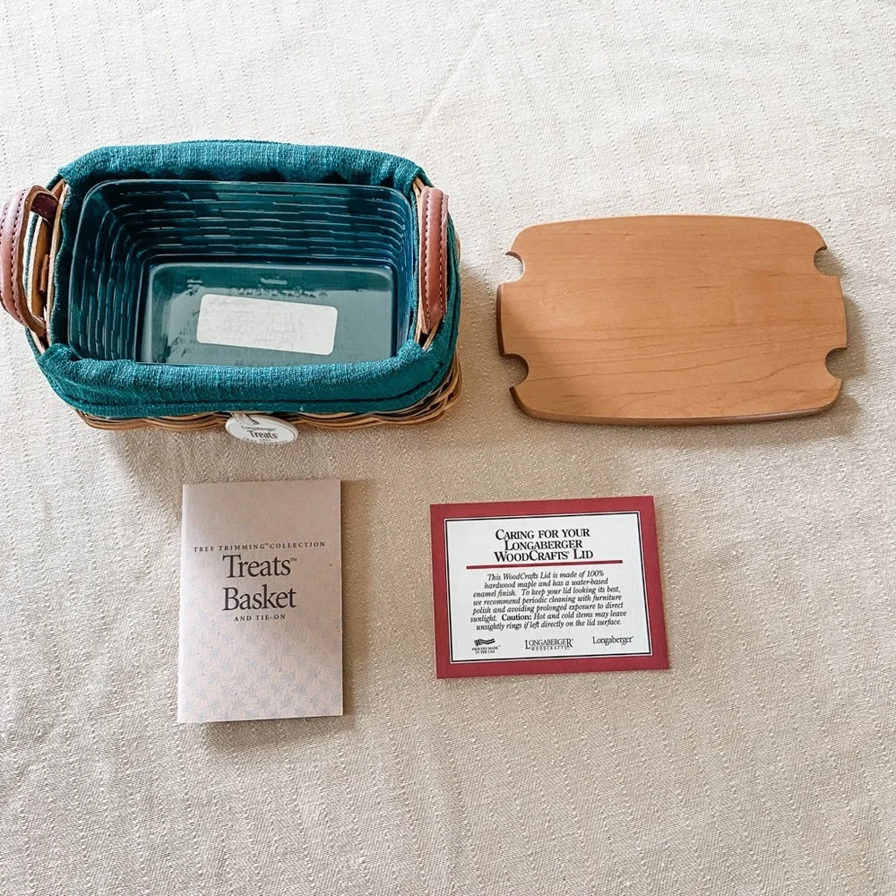 Longaberger Treats Basket with Liner and Protector